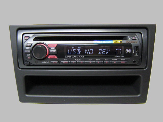 Sony KFZ/PKW USB CD Mp3 Radio + Adapterkabel für OPEL